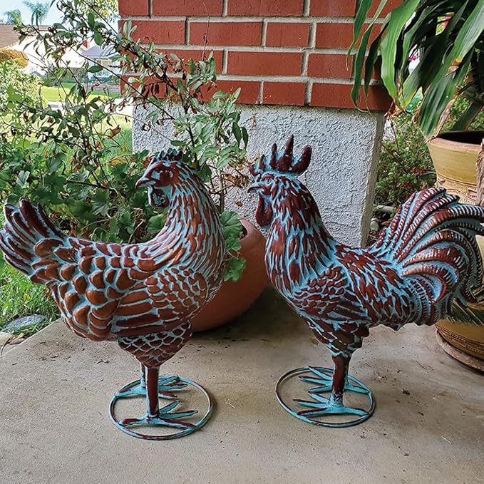 Metal Chicken Statues Decor – Lifelike Rooster & Hen Sculptures in Antique Copper Finish for Garden, Patio, Kitchen, or Backyard